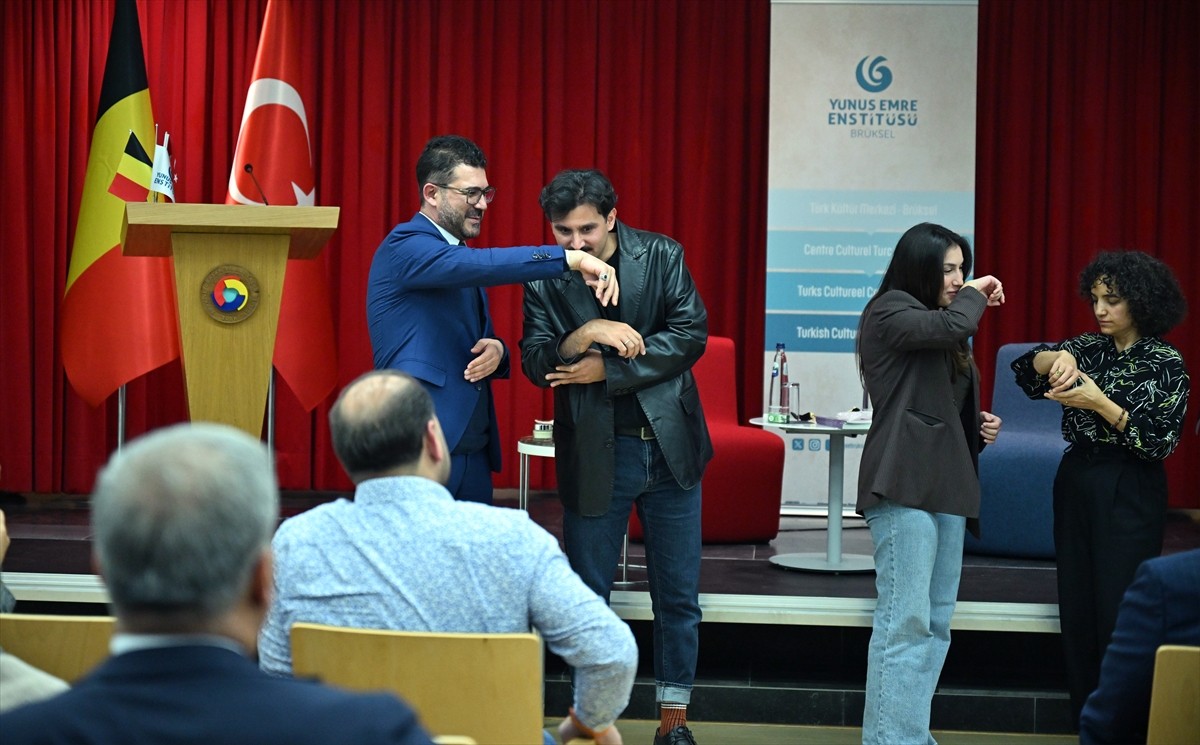 Yunus Emre Enstitüsü (YEE), "Antik Çağdan Günümüze Parfümün Yolculuğu" etkinliği düzenledi. YEE...