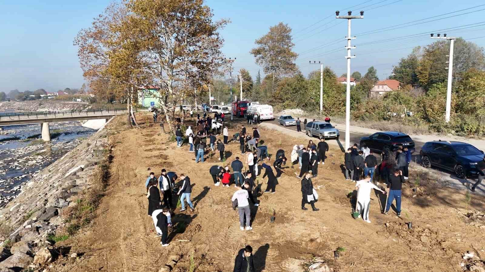 11 KASIM MİLLİ AĞAÇLANDIRMA GÜNÜ KAPSAMINDA ÜLKEMİZDE BAŞLATILAN YEŞİL VATAN SEFERBERLİĞİNE...
