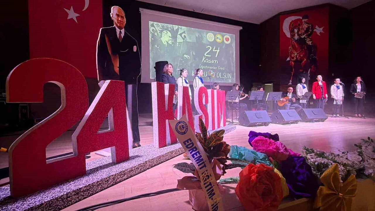 24 KASIM ÖĞRETMENLER GÜNÜ BALIKESİR'İN EDREMİT İLÇESİNDE DÜZENLENEN ETKİNLİKLER İLE...