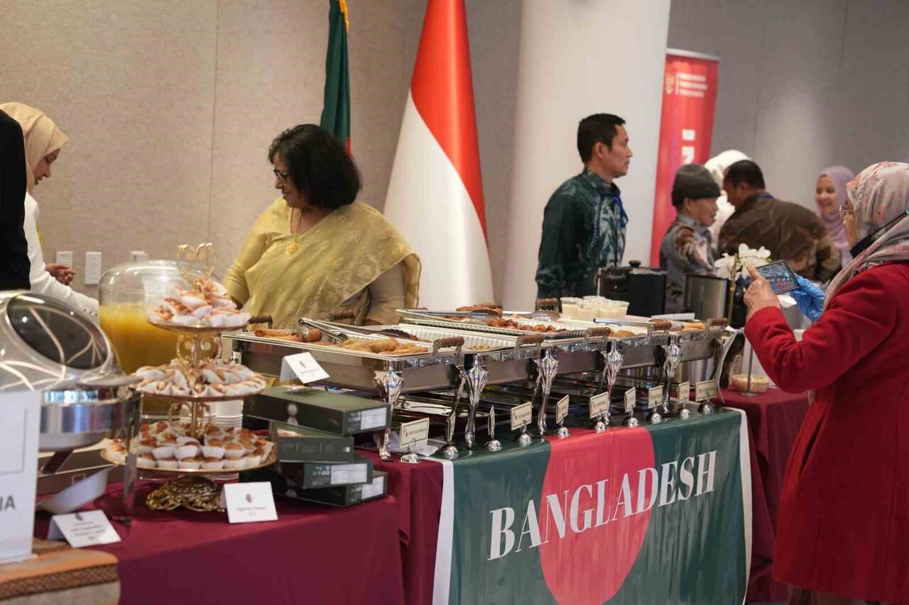 ABD'NİN NEW YORK ŞEHRİNDE BULUNAN TÜRKEVİ'NDE TÜRKİYE’NİN BM DAİMİ TEMSİLCİSİ AHMET YILDIZ’IN EŞİ...