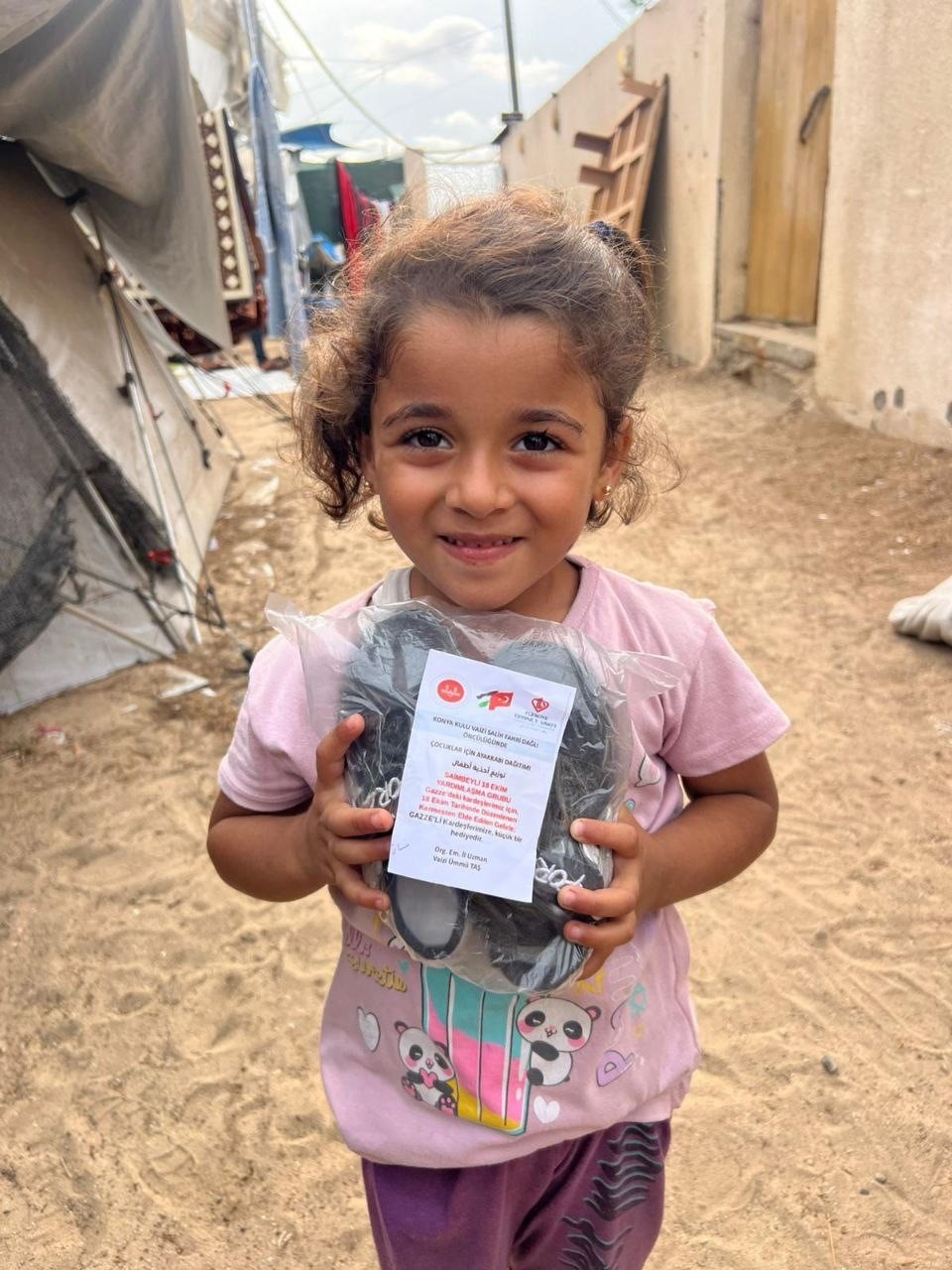 ADANA’NIN SAİMBEYLİ İLÇESİNDE KADINLAR, 18 EKİM’DE DÜZENLEDİKLERİ ETKİNLİKTE EL EMEĞİ YİYECEK VE...