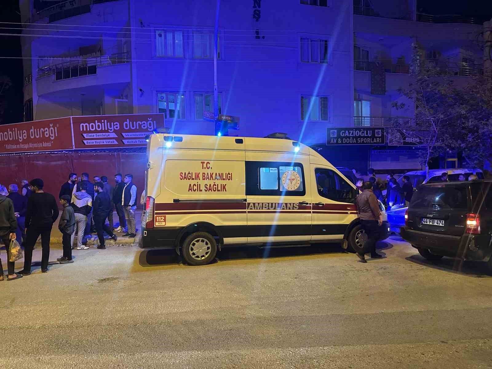 ADIYAMAN’DA BİR KİŞİ EVİNDE YAŞAMINA SON VERDİ.