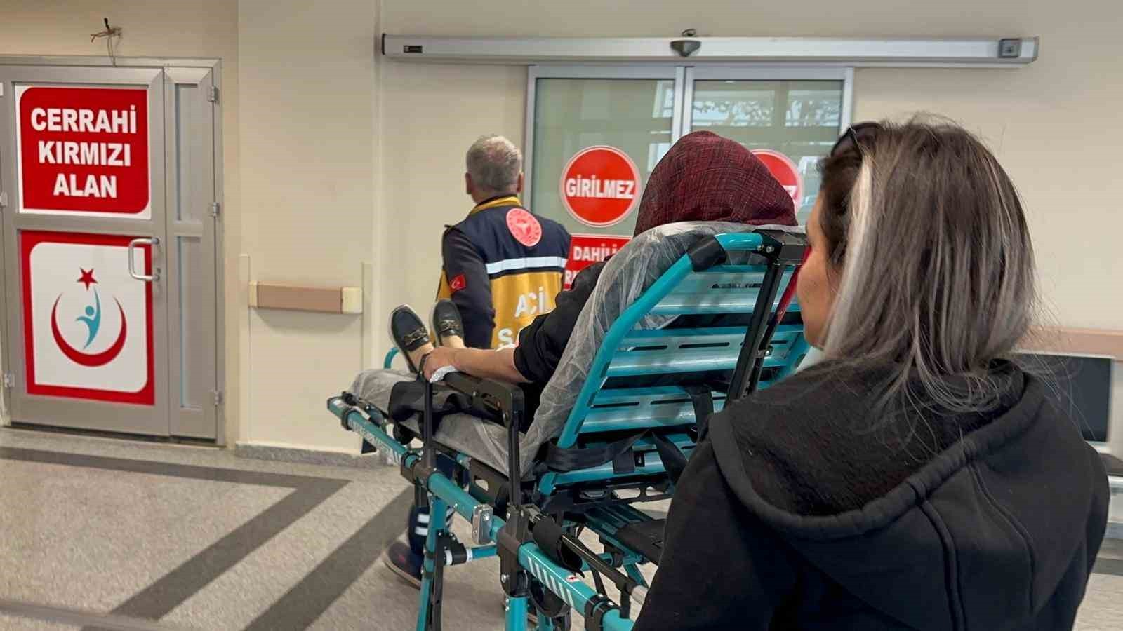 ADIYAMAN’DA, SÜRÜCÜSÜNÜN DİREKSİYON HAKİMİYETİNİ KAYBETTİĞİ ELEKTRİKLİ BİSİKLETİN DEVRİLMESİ...