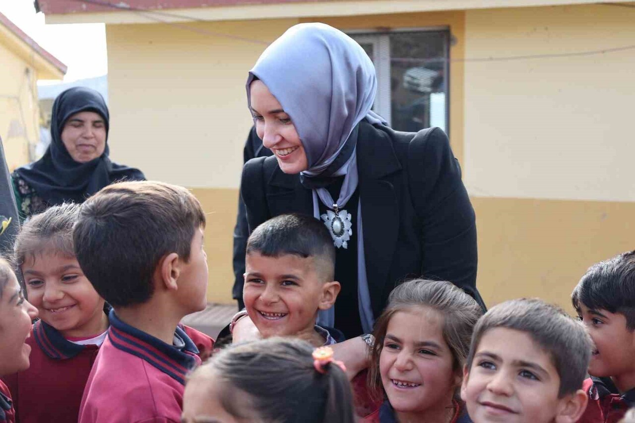 AĞRI VALİLİĞİ HİMAYELERİNDE, İL MİLLİ EĞİTİM MÜDÜRLÜĞÜ TARAFINDAN YÜRÜTÜLEN "OKULUM BENİ BEKLER"...