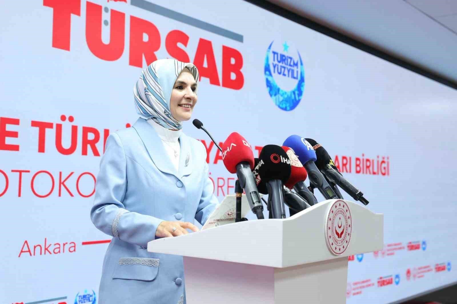 AİLE VE SOSYAL HİZMETLER BAKANI MAHİNUR ÖZDEMİR GÖKTAŞ TÖRENDE BİR KONUŞMA YAPTI