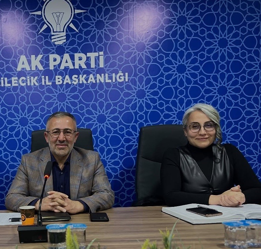 AK PARTİ BİLECİK İL YÖNETİM KURULU TOPLANTISI GERÇEKLEŞTİRİLDİ