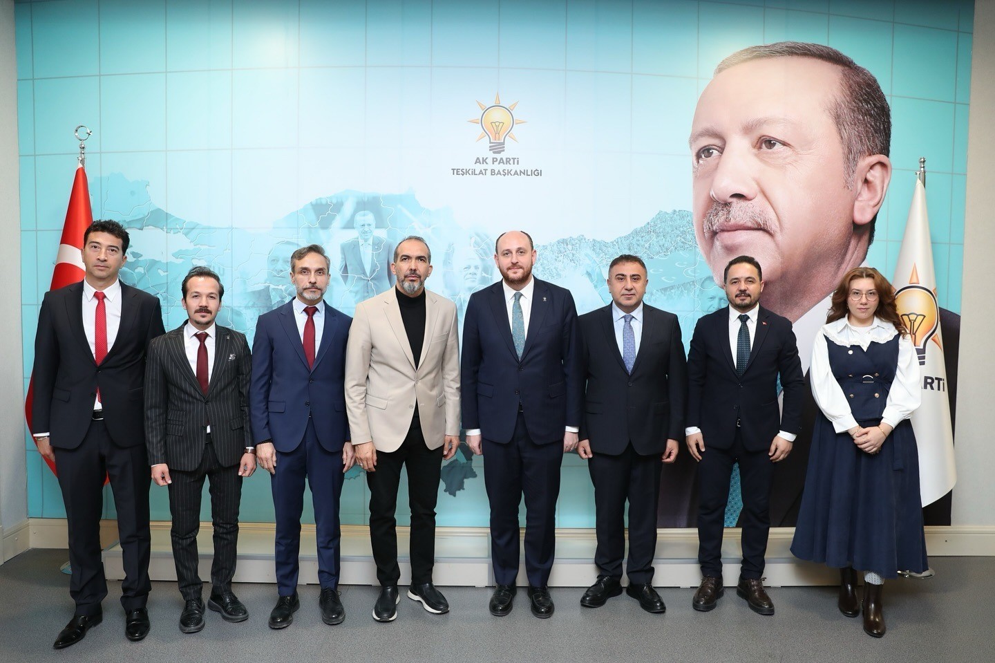 AK PARTİ UŞAK MERKEZ İLÇE BAŞKANLIĞI GÖREVİNE MEHMET BİTİK ATANDI.