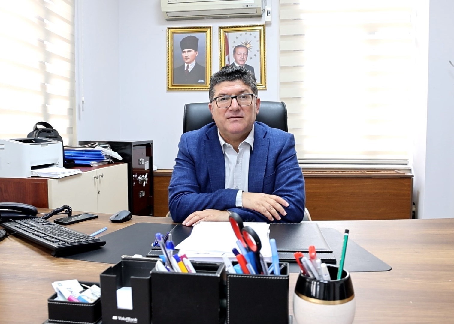 AKDENİZ BELEDİYESİ MALİ HİZMETLER MÜDÜRÜ MAHMUT VEYSİ KARAMEHMETOĞLU, VERGİ ÖDEMELERİNİN HEM...