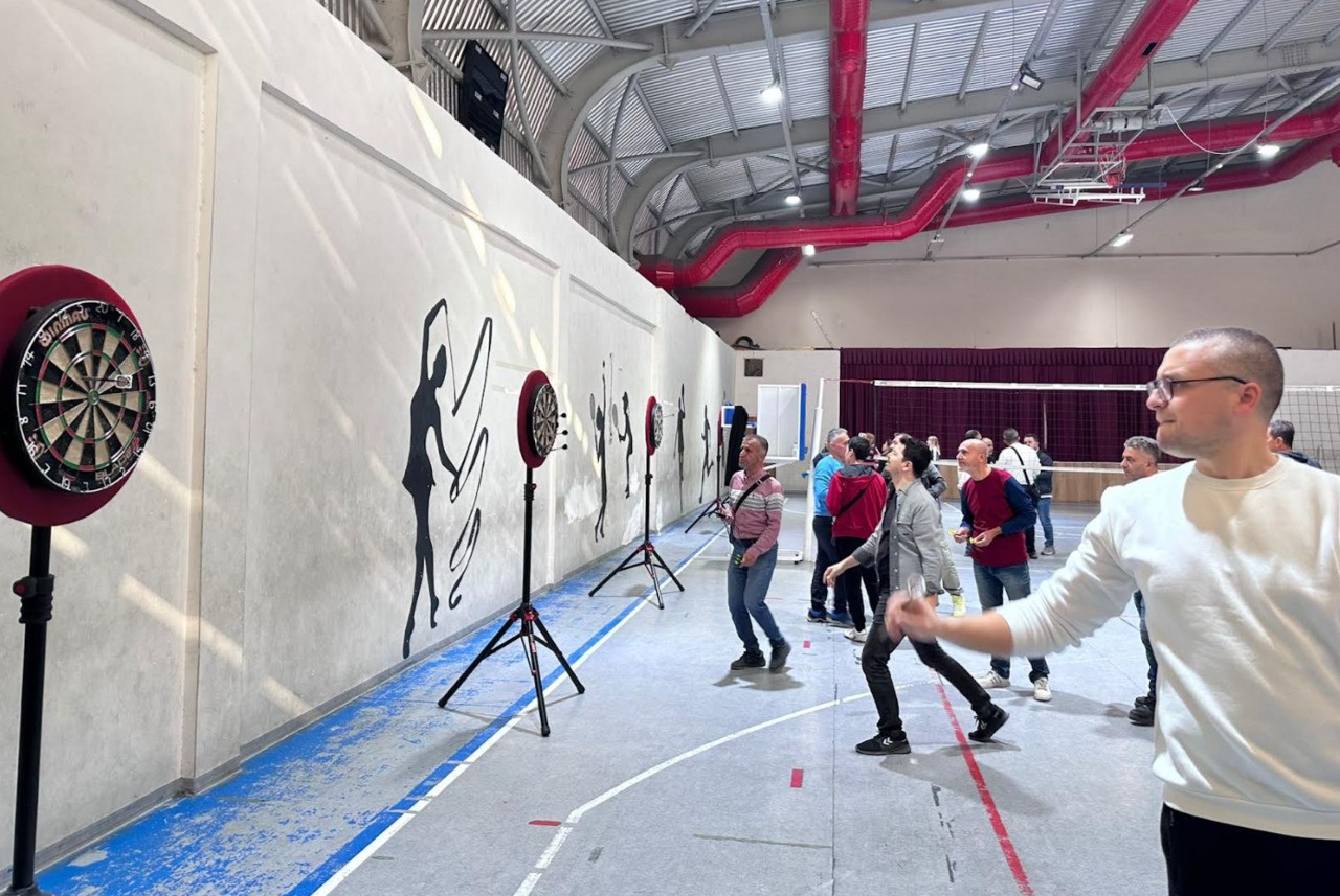 AKHİSAR’DA 24 KASIM ÖĞRETMENLER GÜNÜ KAPSAMINDA DÜZENLENEN MASA TENİSİ VE DART TURNUVALARI YOĞUN...