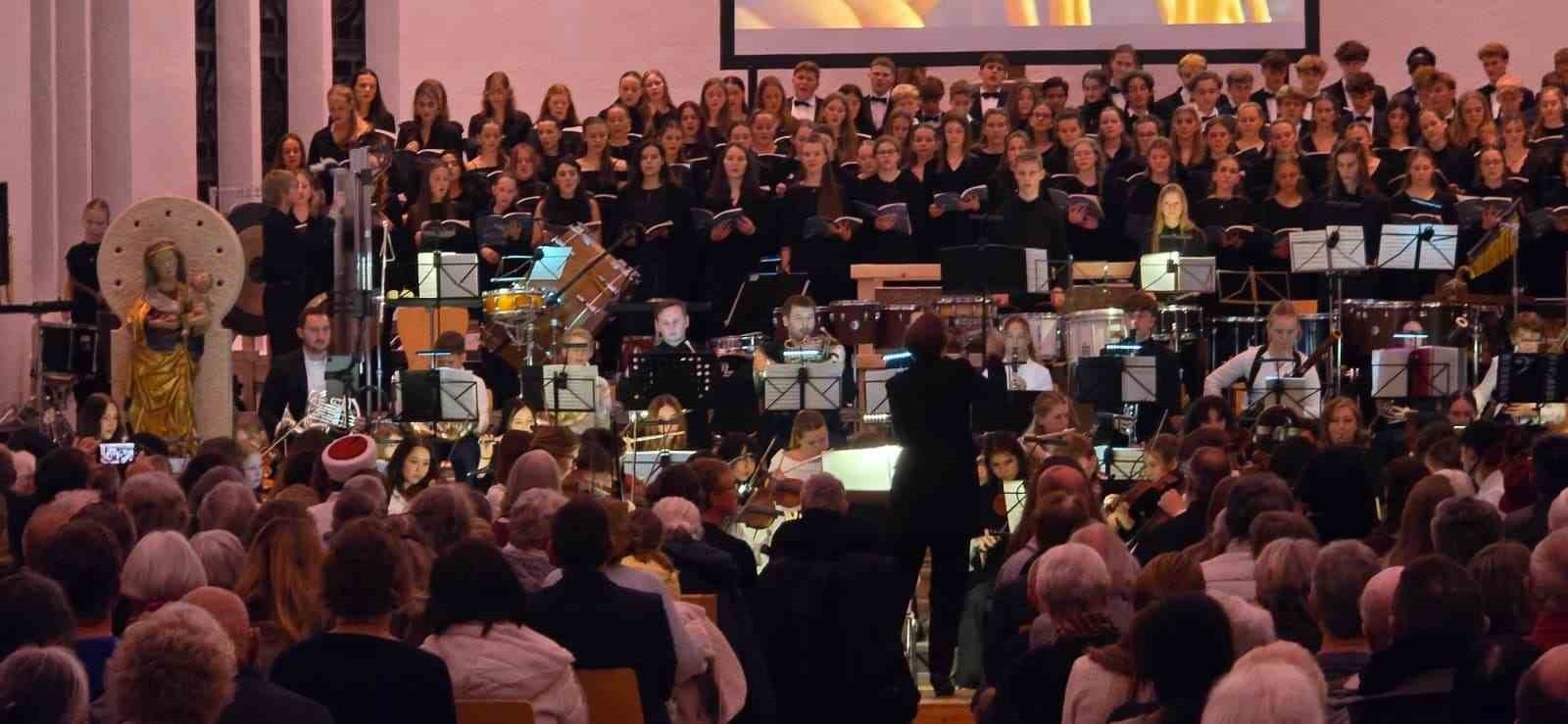 ALMANYA’NIN MECKENBEUREN KENTİNDE 25 EKİM-2 KASIM 2025 TARİHLERİ ARASINDA DÜZENLENEN ULUSLARARASI...