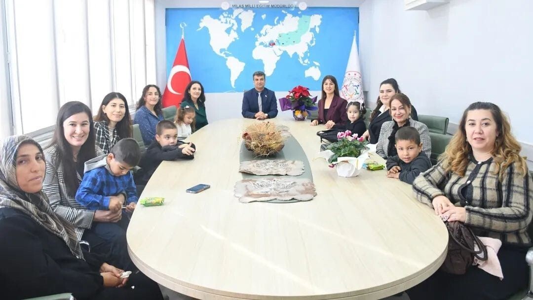 ANAOKULU ÖĞRENCİLERİNDEN ANLAMLI DAVRANIŞ