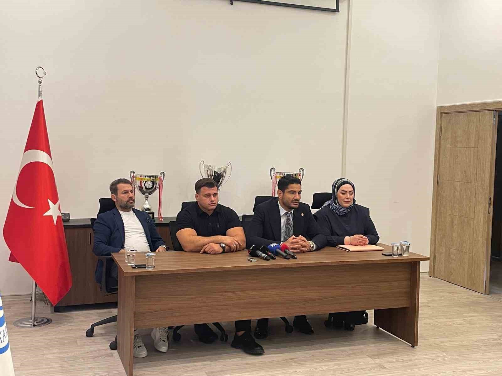 ANKARA’DA RIZA KAYAALP VE TAHA AKGÜL SPOR KOMPLEKSİ’NDE DÜZENLENEN BASIN TOPLANTISINDA RIZA...