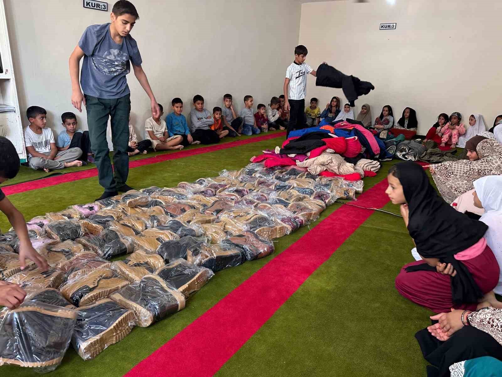 ANKARA EMNİYET MÜDÜRLÜĞÜ’NDE GÖREVLİ POLİS MEMURU MUSTAFA ŞAHİN, "KIŞ GELMEDEN SEN GEL" ADLI...