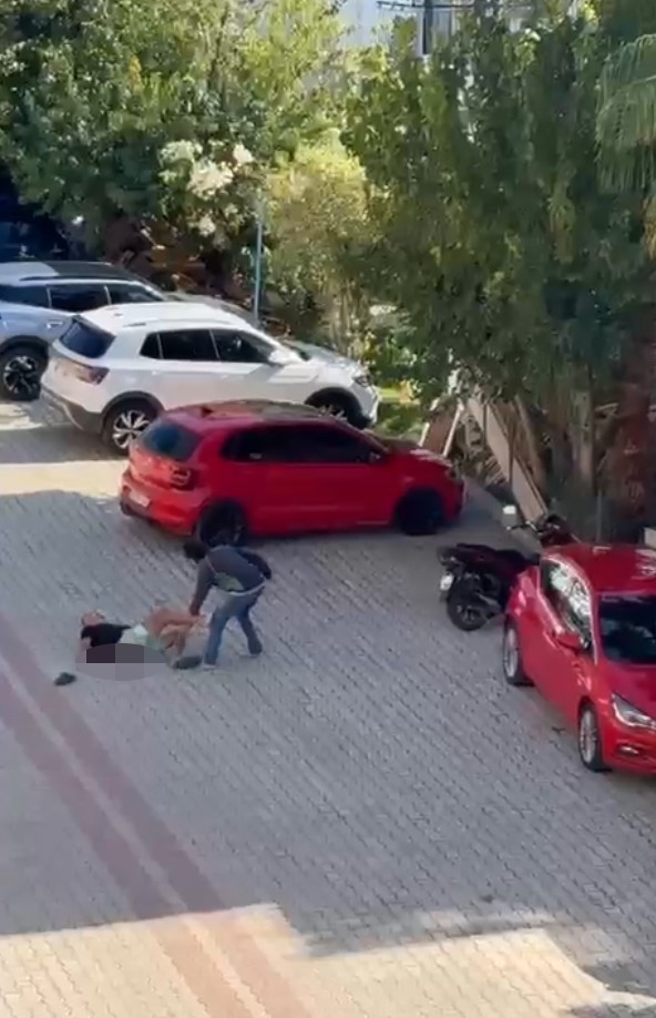 ANTALYA'NIN KAŞ İLÇESİNDE BİR KİŞİ ANNESİ İLE ARASINDA GÖNÜL İLİŞKİSİ İDDİASINDA BULUNDUĞU 69...