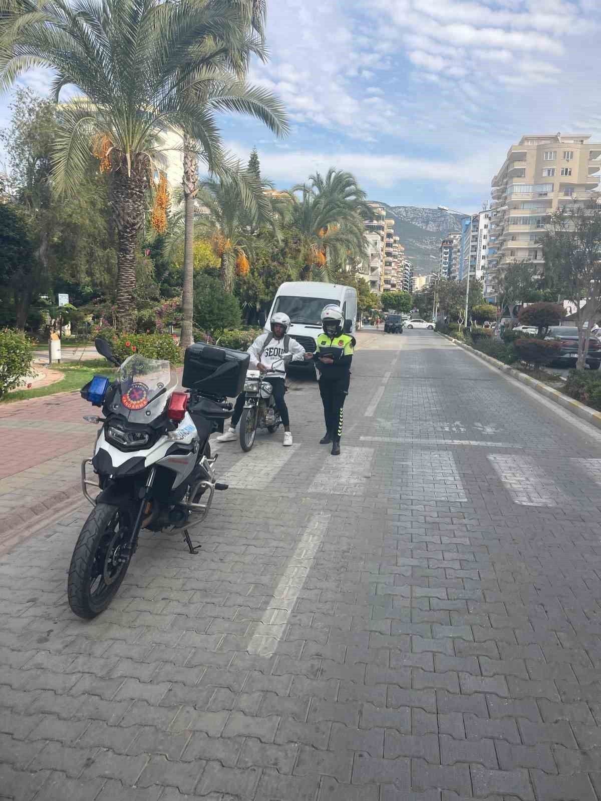 ANTALYA’DA İL JANDARMA KOMUTANLIĞI TRAFİK ŞUBE MÜDÜRLÜĞÜ EKİPLERİNCE 1 HAFTA İÇERİSİNDE YAPILAN...