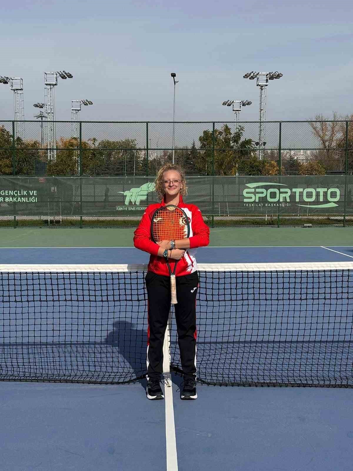 ANTALYALI MİLLİ TENİSÇİ ZEYNEPSU YÜNLÜ, İŞİTME ENGELLİLER MİLLİ TAKIMI’NA SEÇİLEREK 15-26 KASIM...