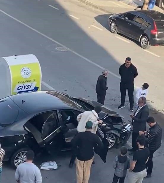 ARNAVUTKÖY’DE FECİ KAZA: 1 YARALI