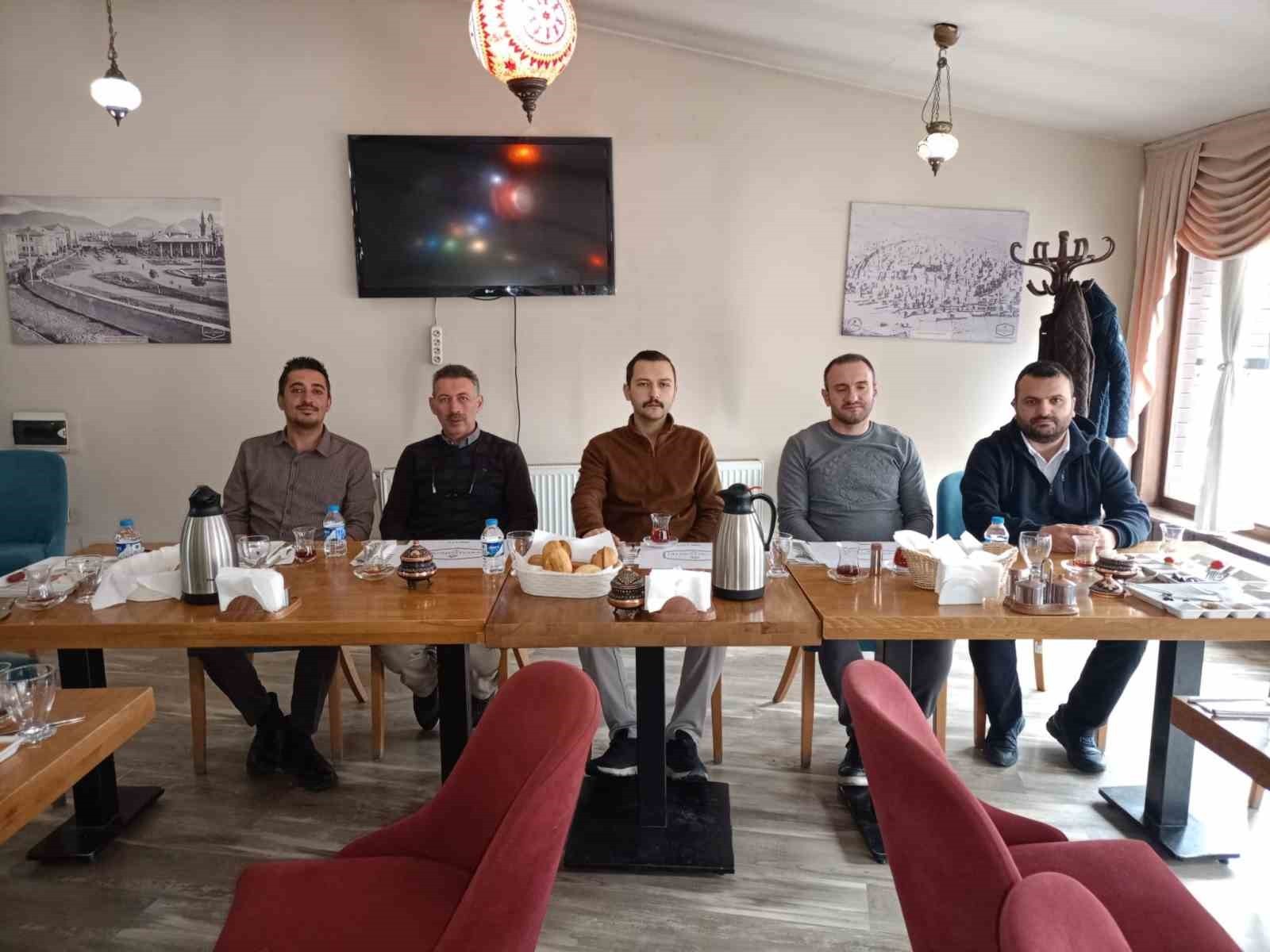 AŞKALELİ ÖĞRENCİLER, BUGÜN AŞKALE KAYMAKAMLIĞI VE TÜGVA AŞKALE İLÇE TEMSİLCİLİĞİ TARAFINDAN...