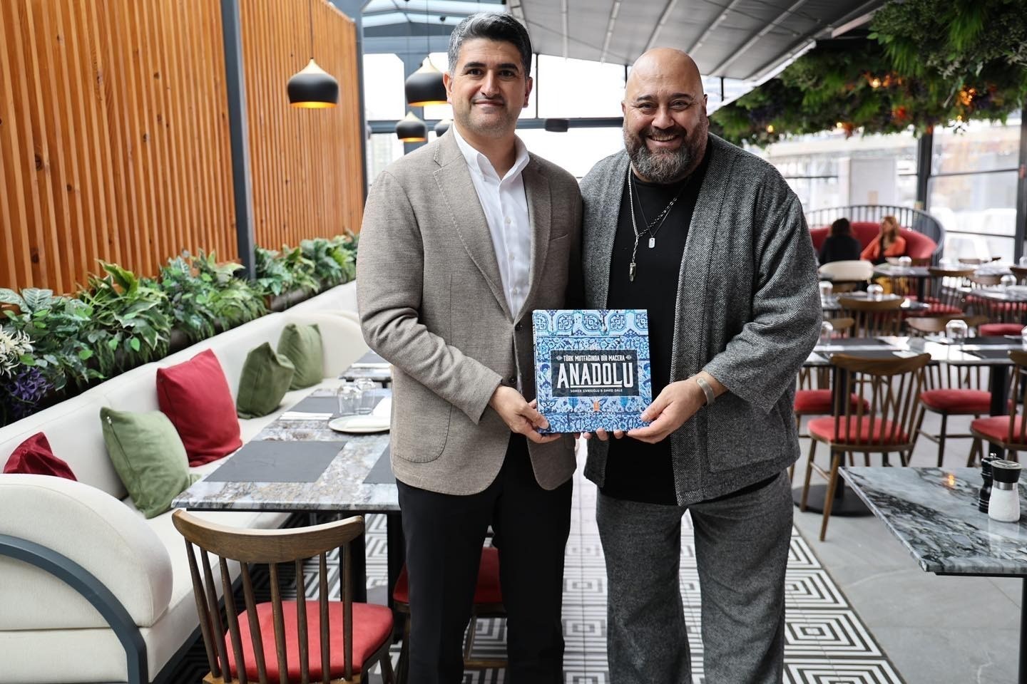 ATAŞEHİR BELEDİYE BAŞKANI ONURSAL ADIGÜZEL İLE EKRANLARIN SEVİLEN YEMEK PROGRAMI MASTERCHEF...