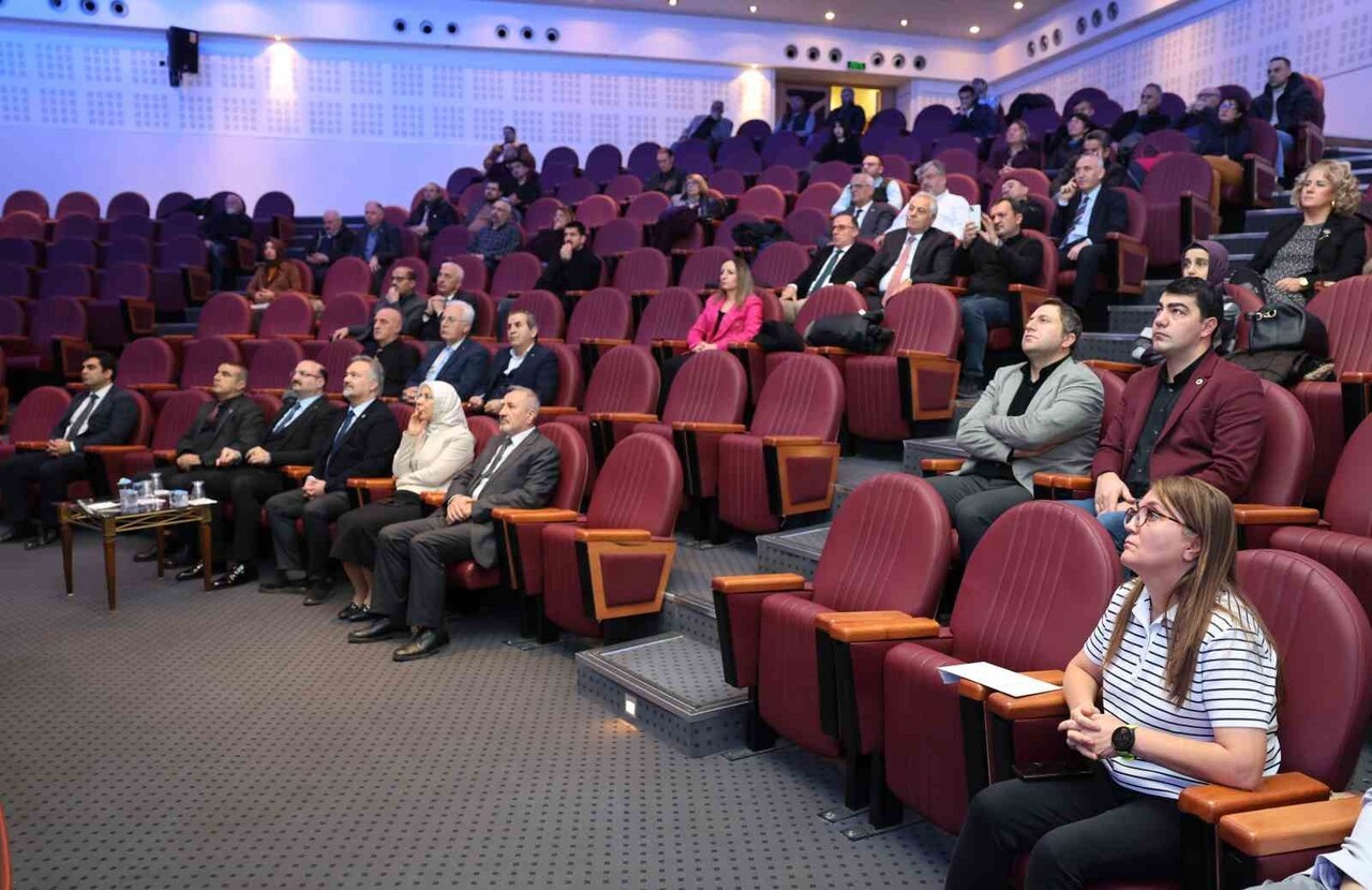 ATATÜRK ÜNİVERSİTESİ KALİTE KOORDİNATÖRLÜĞÜ TARAFINDAN BU YIL DÖRDÜNCÜSÜ DÜZENLENEN PROGRAM AKRAN...