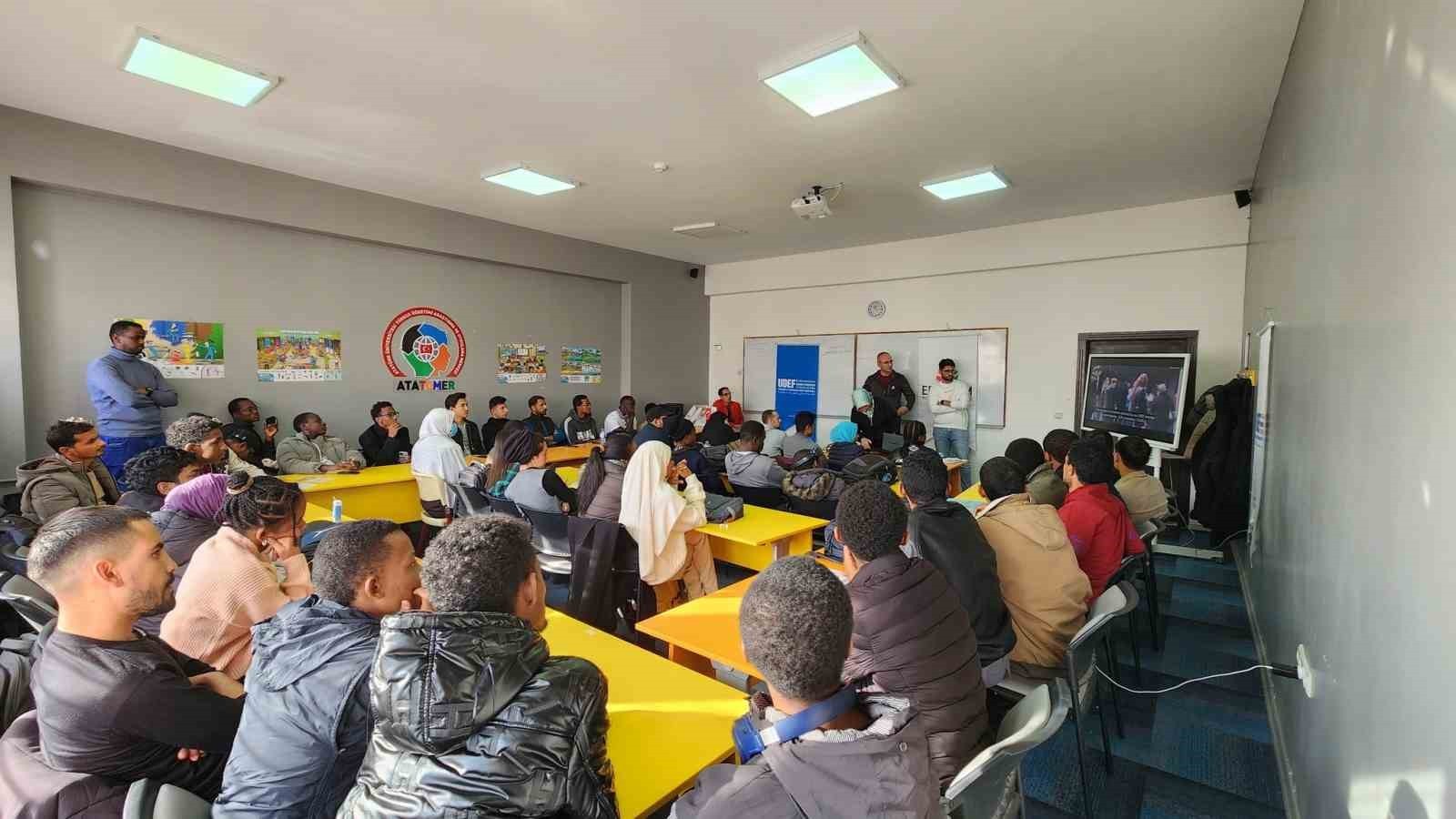 ATATÜRK ÜNİVERSİTESİ TÜRKÇE ÖĞRETİM MERKEZİNE (TÖMER) BU YIL 38 ÜLKEDEN 150 ULUSLARARASI ÖĞRENCİ...