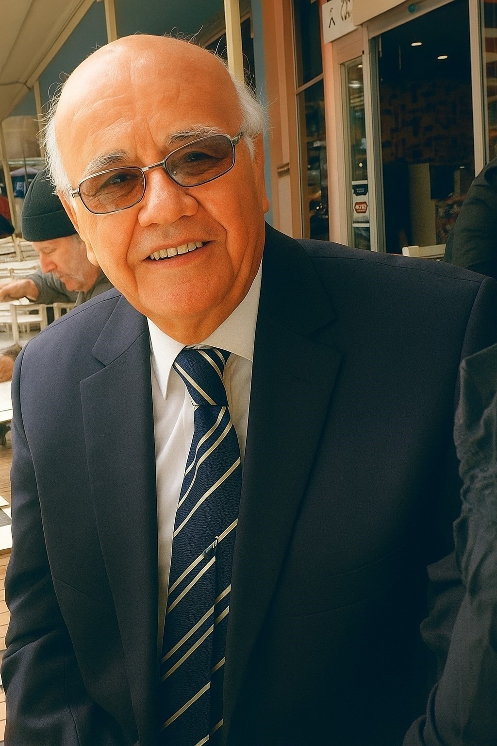 AYDIN'DA BELDE BELEDİYE BAŞKANLIĞI YAPAN VE TEDAVİ GÖRDÜĞÜ HASTANEDE HAYATINI KAYBEDEN SALİH VURAL...