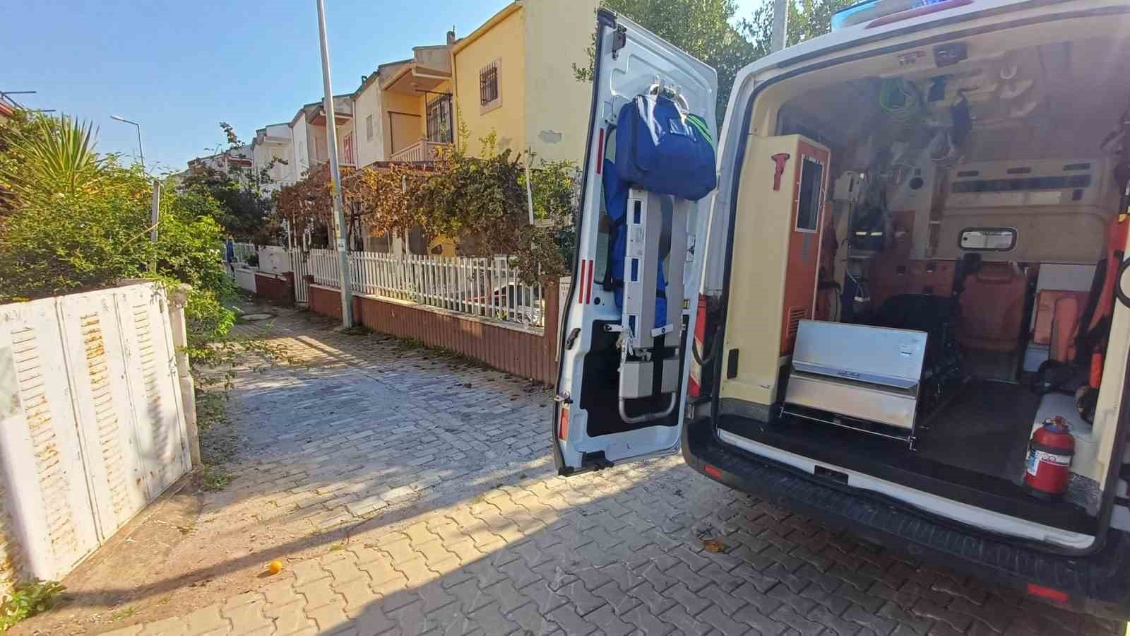 AYDIN'IN EFELER İLÇESİNDE İKİ KATLI EVİN MERDİVENLERİNDEN DÜŞEN UĞUR ÇİÇEKLİYURT (55), HAYATINI...