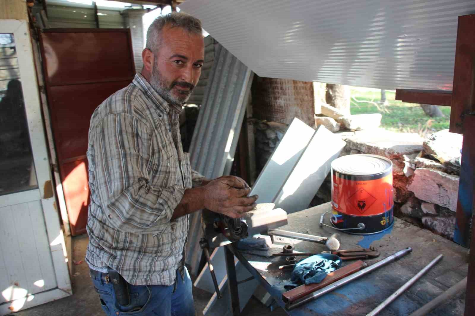 AYDIN’DA UZUN YILLAR MADEN OCAĞINDA İŞ MAKİNESİ TAMİRİ YAPAN 42 YAŞINDAKİ MEHMET KARAPIÇAK...