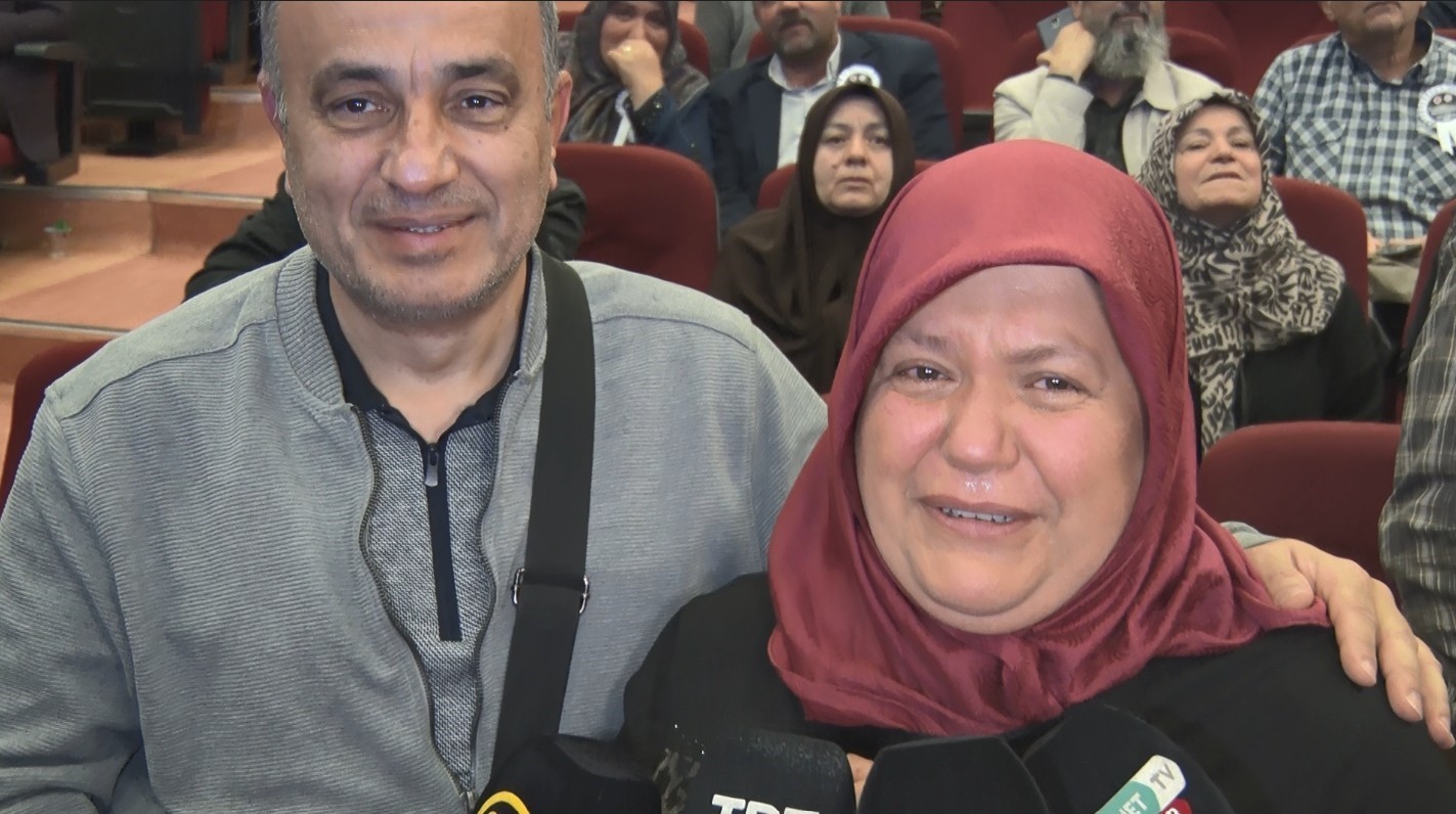 AYŞEGÜL HANIM VE EŞİ