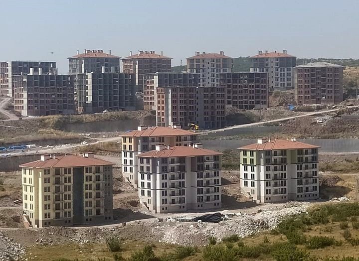 BALIKESİR'DE EKİM AYINDA 3 BİN 572 KONUT SATILDI