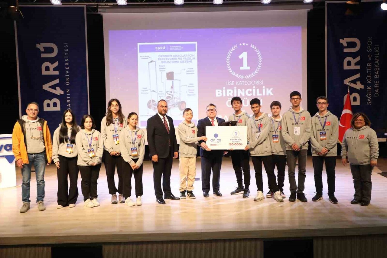 BARÜ "8. ULUSLARARASI AR-GE PROJE PAZARI"NDA ÖDÜLLER SAHİPLERİNİ BULDU