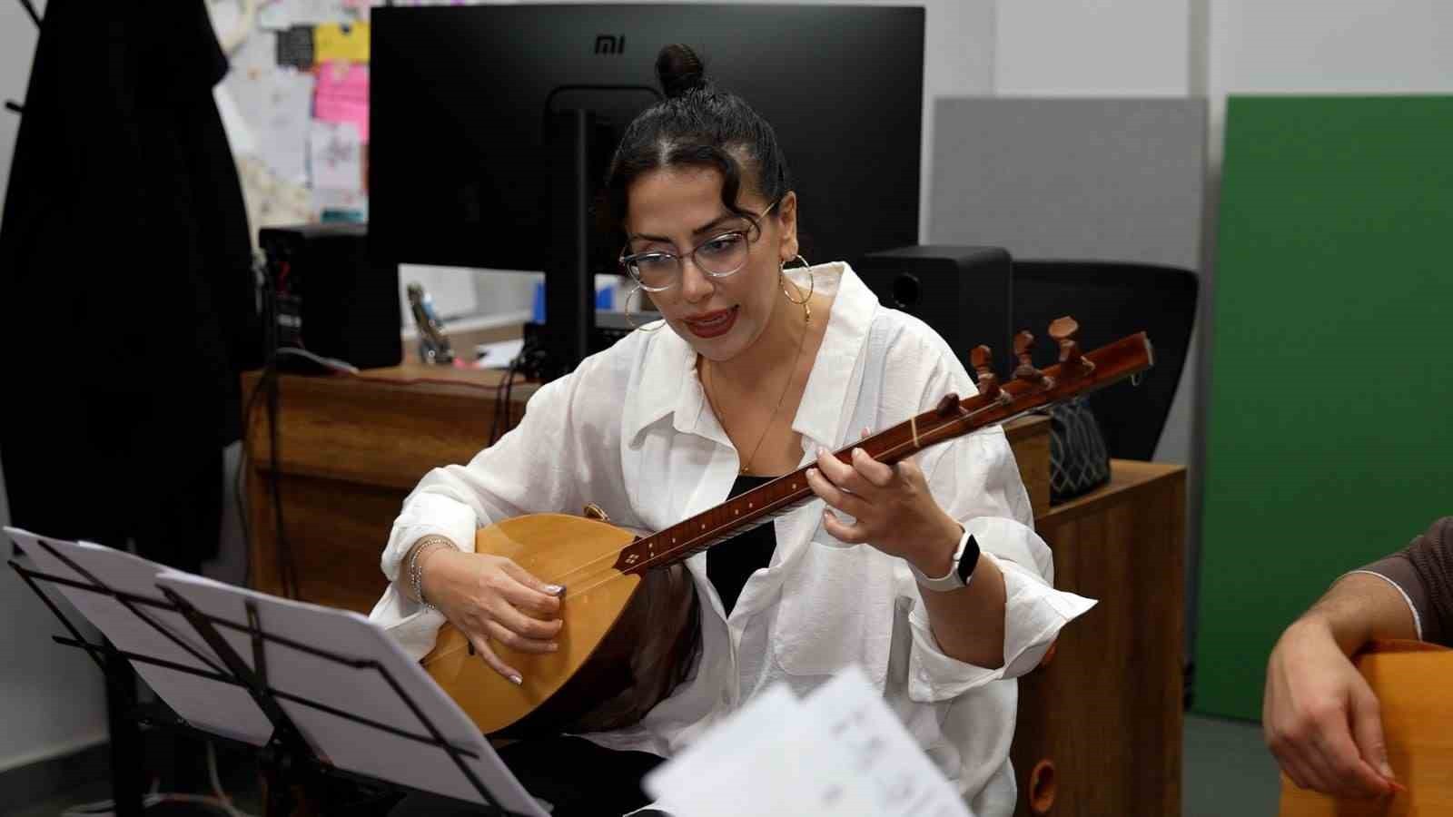 BAŞİSKELE BELEDİYESİ, KÜLTÜR VE SANAT FAALİYETLERİ KAPSAMINDA HER YAŞTAN İLÇE SAKİNİNE YÖNELİK...