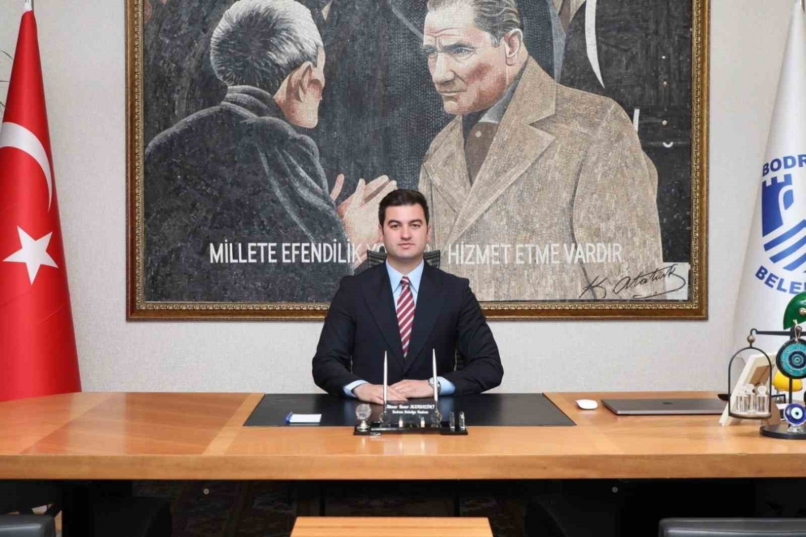 BAŞKAN MANDALİNCİ’DEN 10 KASIM ATATÜRK’Ü ANMA GÜNÜ’NE ÖZEL MESAJ