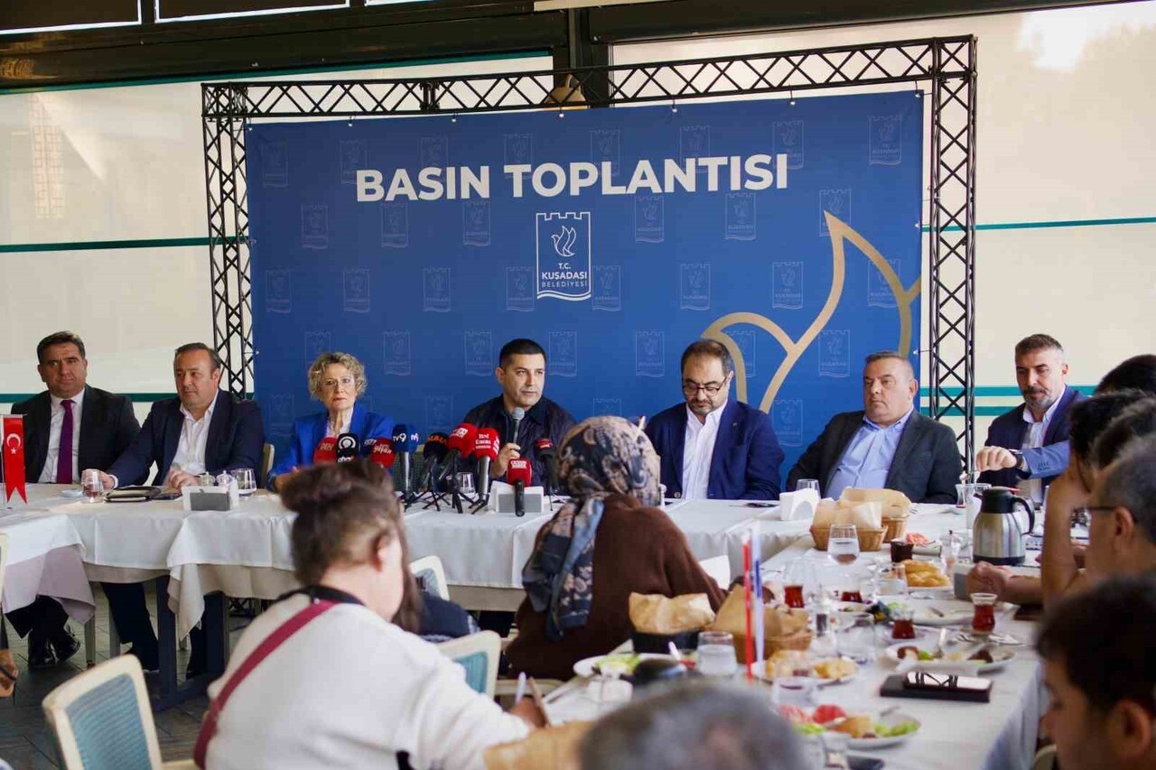 BAŞKAN ÖMER GÜNEL MEZARLIK VE İLAÇLAMA HİZMETLERİYLE İLGİLİ KONUŞTU