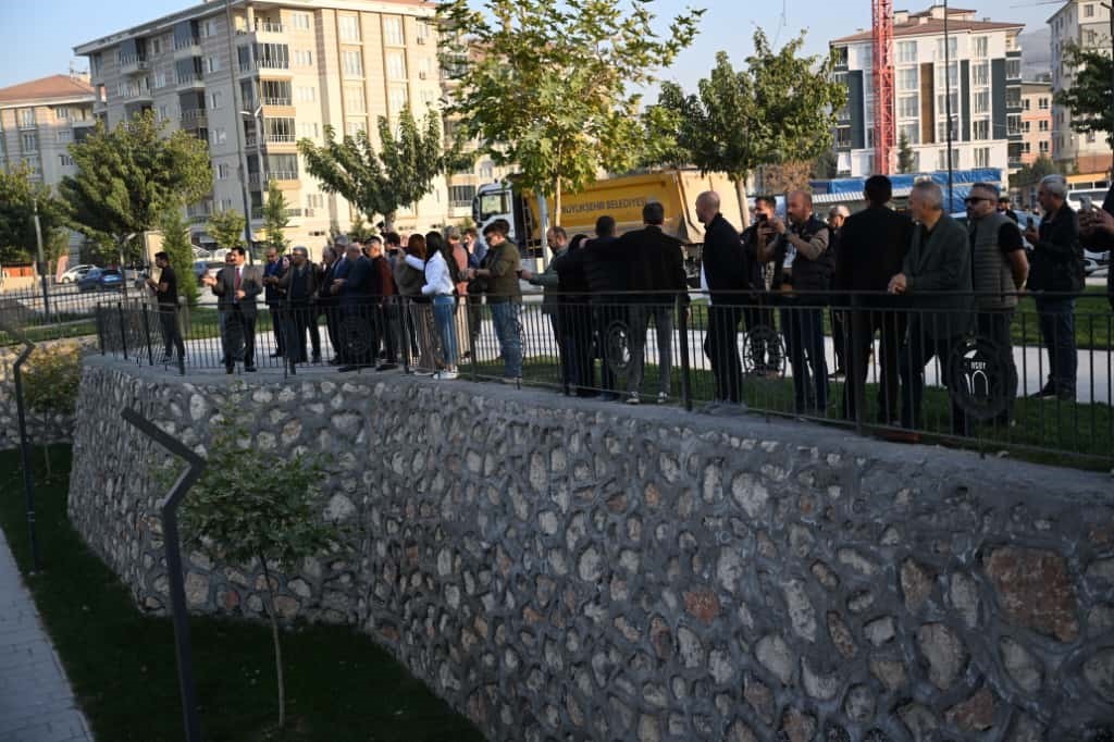 BAŞKAN TAŞKIN : "BATTALGAZİ’NİN HER NOKTASINDA KALICI ESERLER YÜKSELİYOR"