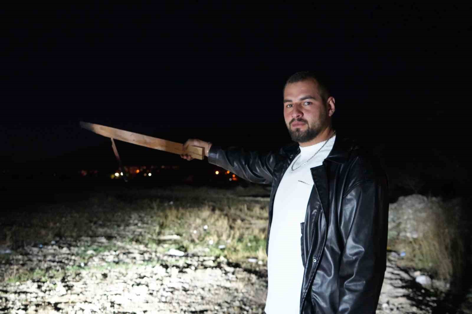 BAYBURT’TA GECE YARISI DOMUZ PANİĞİ: "GELİYORLAR" DİYEREK KAÇTILAR