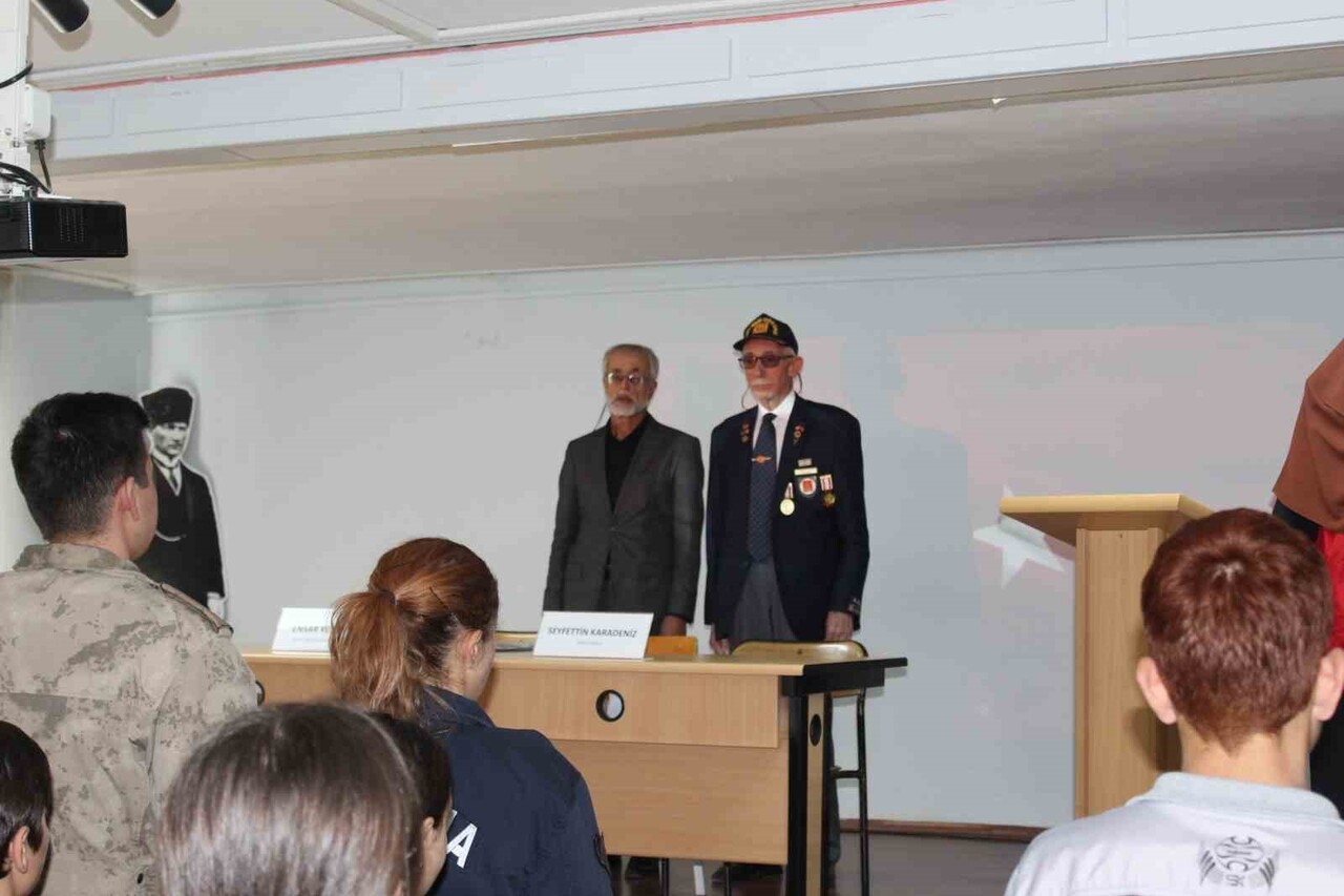 BAYBURT’TA ‘VATAN VE KAHRAMAN BULUŞMALARI’ ETKİNLİKLERİ DEVAM EDİYOR