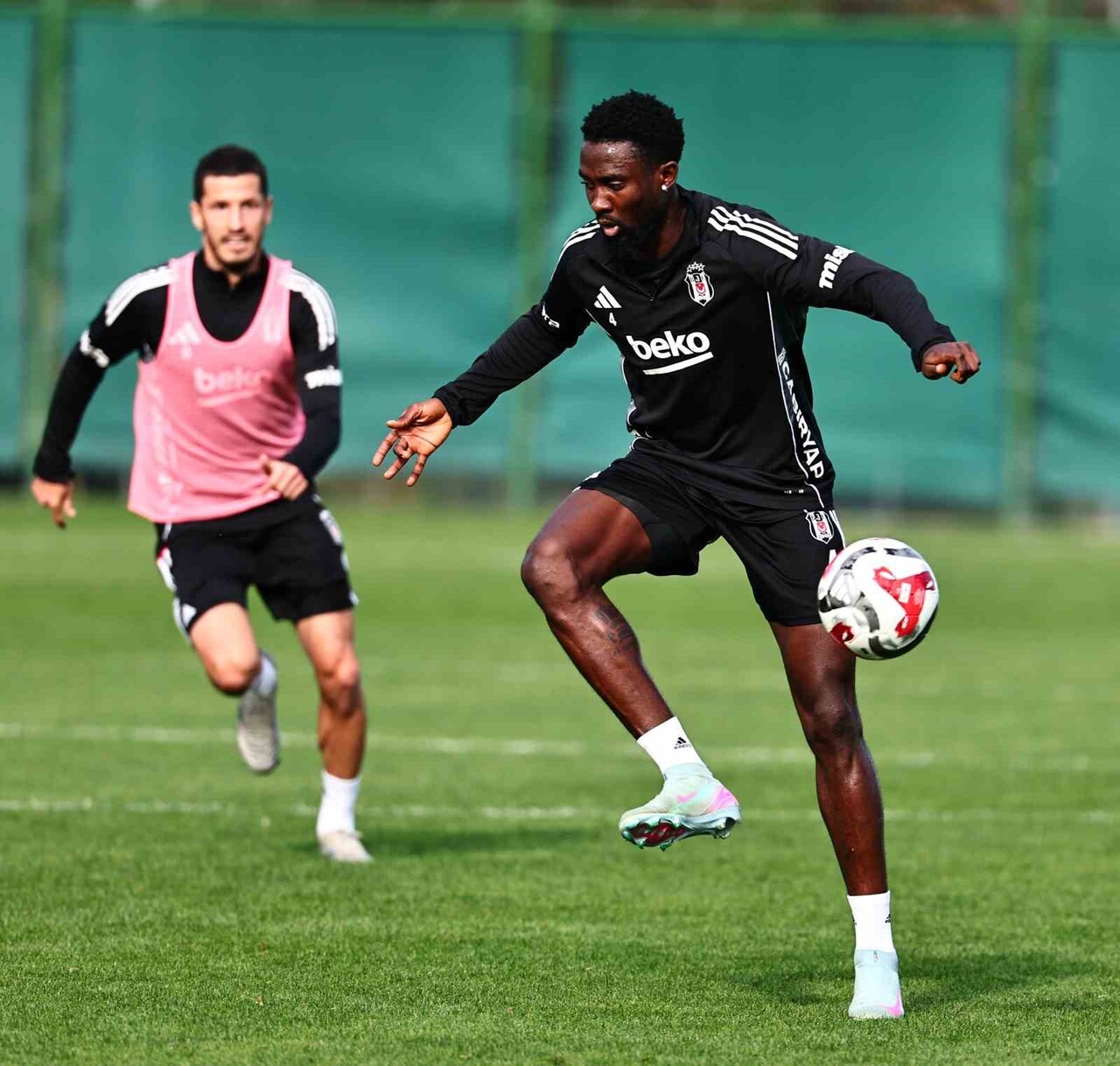 BEŞİKTAŞ, TRENDYOL SÜPER LİG'İN 14. HAFTASINDA DEPLASMANDA FATİH KARAGÜMRÜK İLE OYNAYACAĞI...