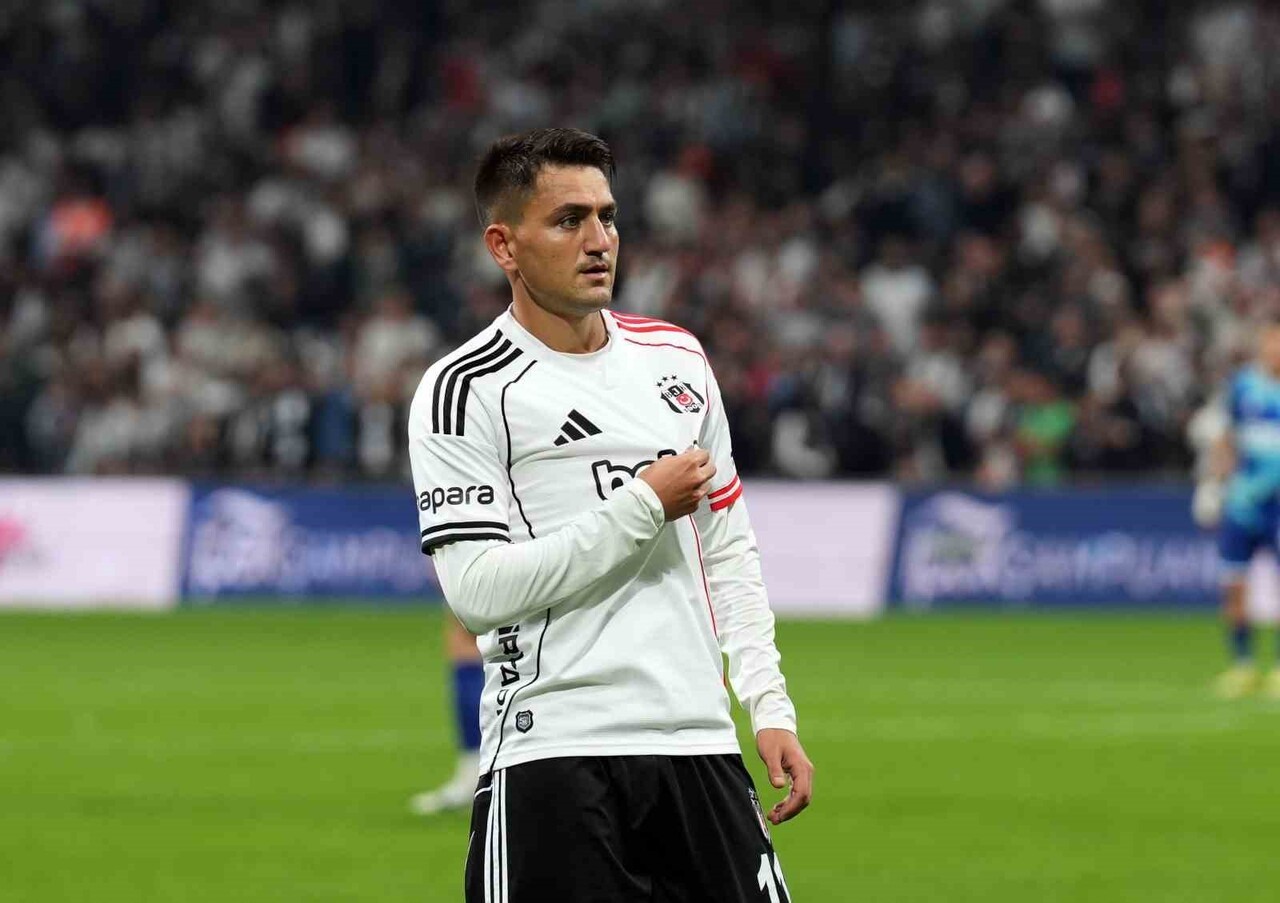 BEŞİKTAŞLI FUTBOLCU CENGİZ ÜNDER, SAMSUNSPOR AĞLARINA ATTIĞI GOLLE SİYAH-BEYAZLI FORMAYLA 4. KEZ...