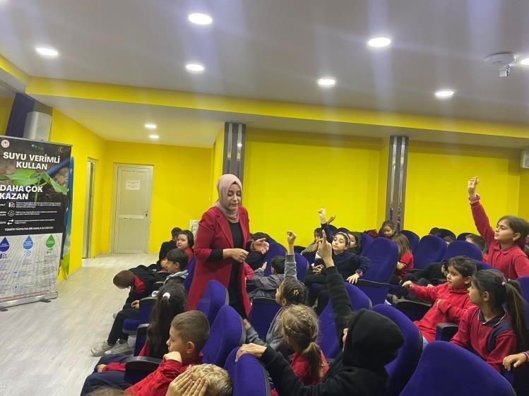 BİLECİK'TE ÖĞRENCİLERE ‘SU VERİMLİLİĞİ' EĞİTİMİ VERİLDİ