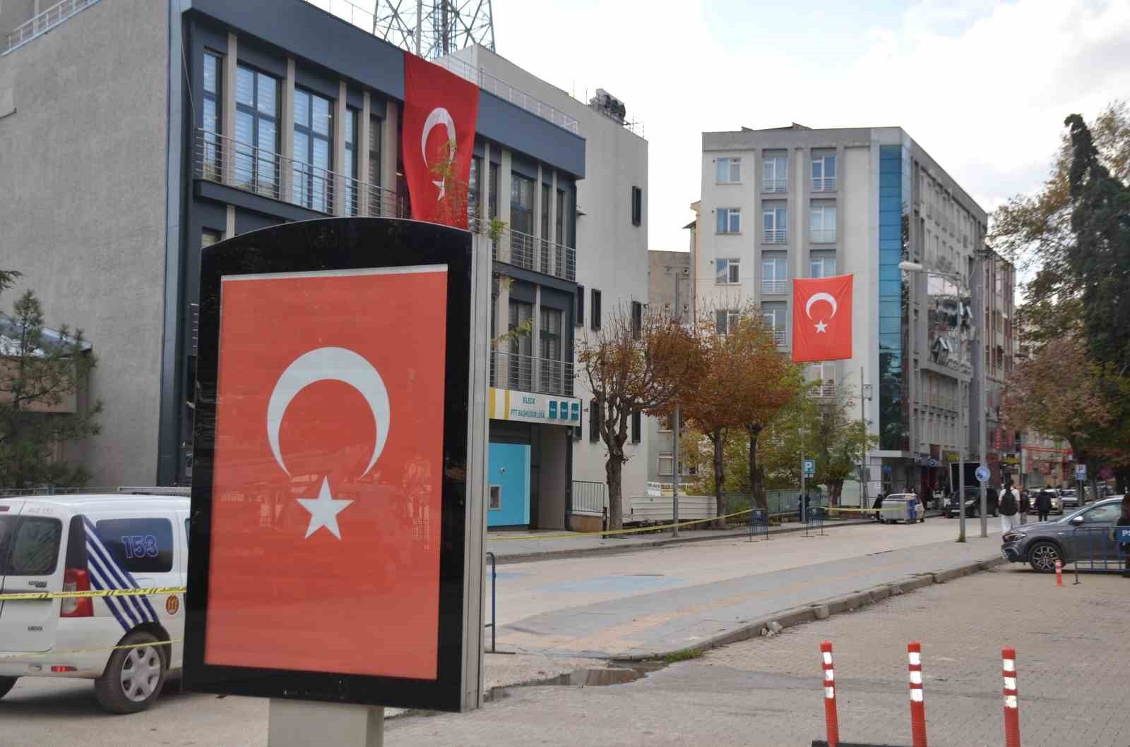 BİLECİK, GEÇTİĞİMİZ GÜN GÜRCİSTAN'DA TÜRK SİLAHLI KUVVETLERİ'NE AİT C130 KARGO UÇAĞININ DÜŞMESİ...