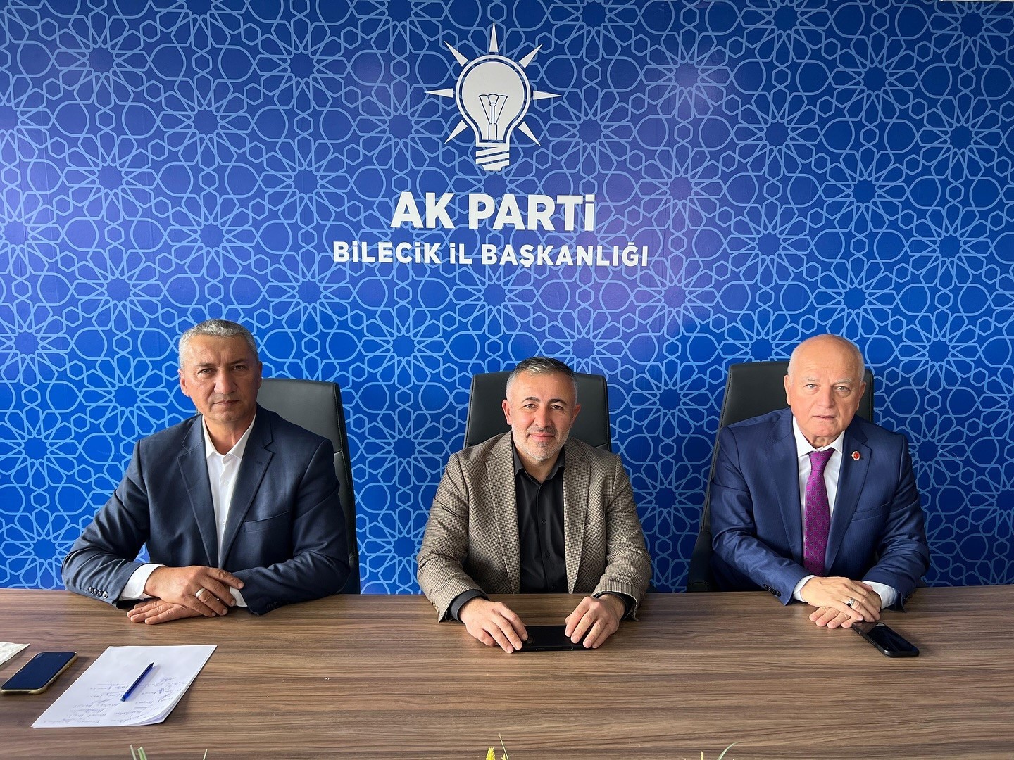 BİLECİK’TE İL GENEL MECLİSİ ÜYELERİ HİZMETLERİ MASAYA YATIRDI