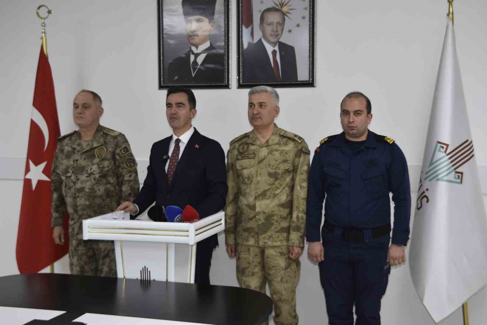 BİTLİS VALİSİ AHMET KARAKAYA, İL GENELİNDEKİ ASAYİŞ OLAYLARINI DEĞERLENDİREREK, GÜVENLİK...