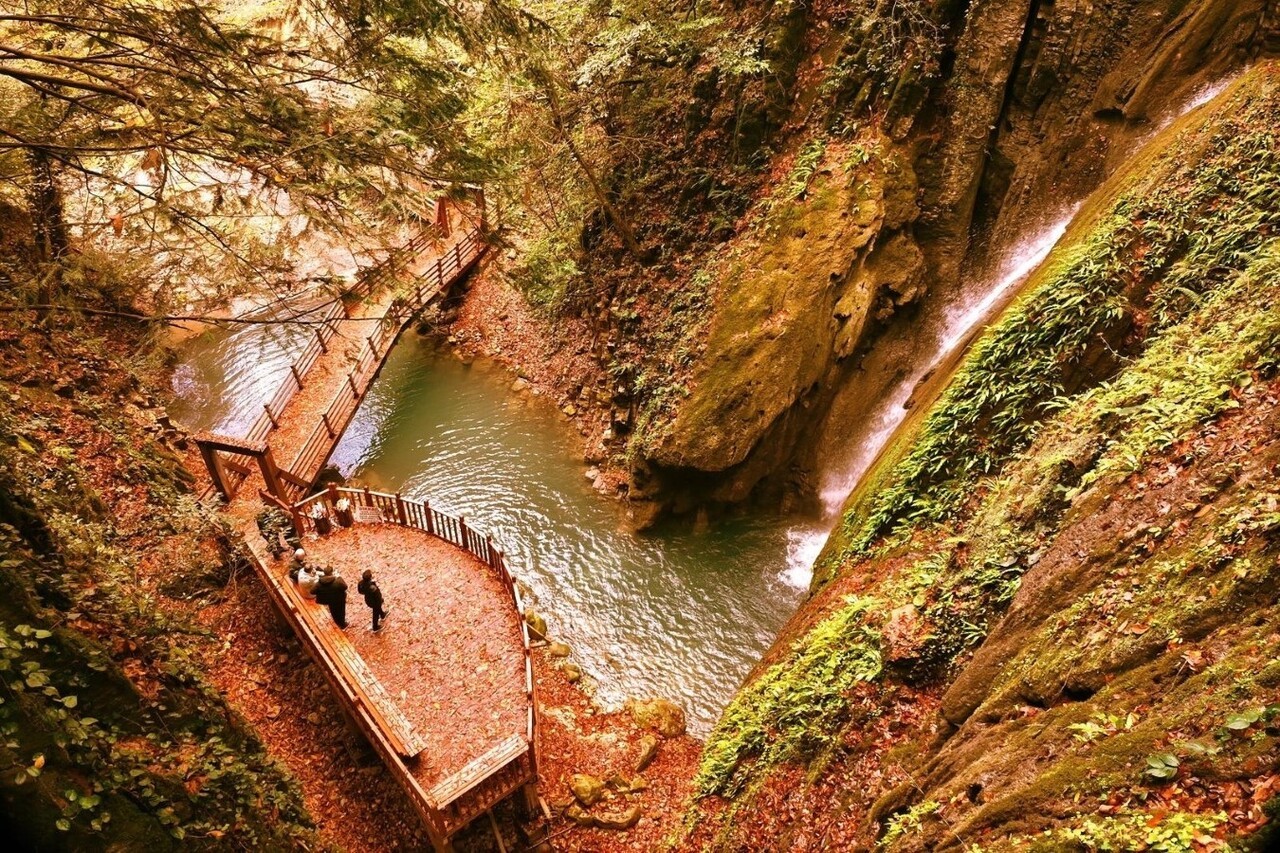 BOLU ORMAN BÖLGE MÜDÜRLÜĞÜ DÜZCE’NİN AKÇAKOCA İLÇESİNDE BULUNAN AKTAŞ ŞELALESİ EKOTURİZM ALANI...