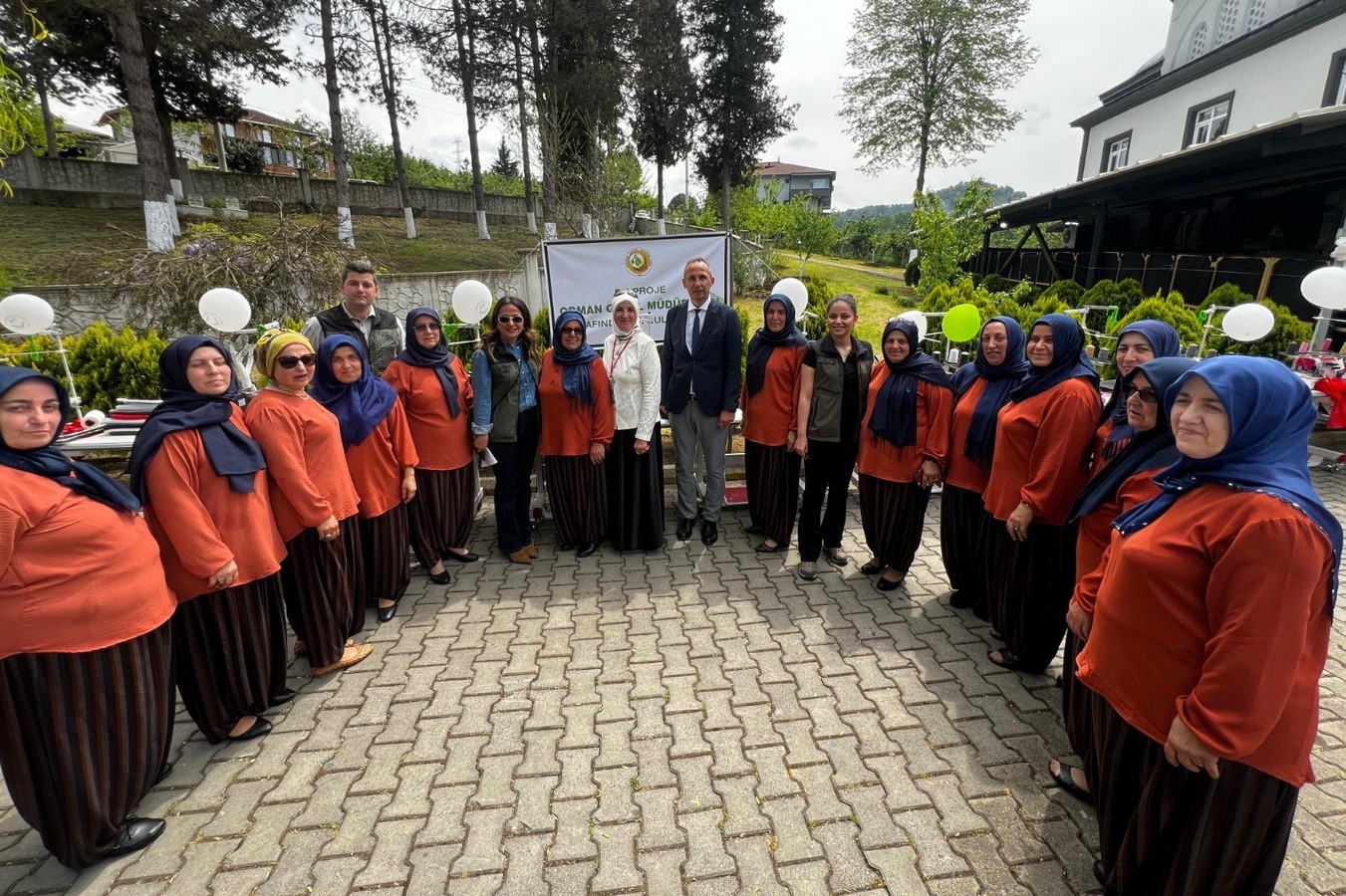 BOLU ORMAN BÖLGE MÜDÜRLÜĞÜ MİKRO KREDİ DESTEĞİ KAPSAMINDA ORMAN KÖYLERİNDE İKAMET EDEN 44 AİLEYE...