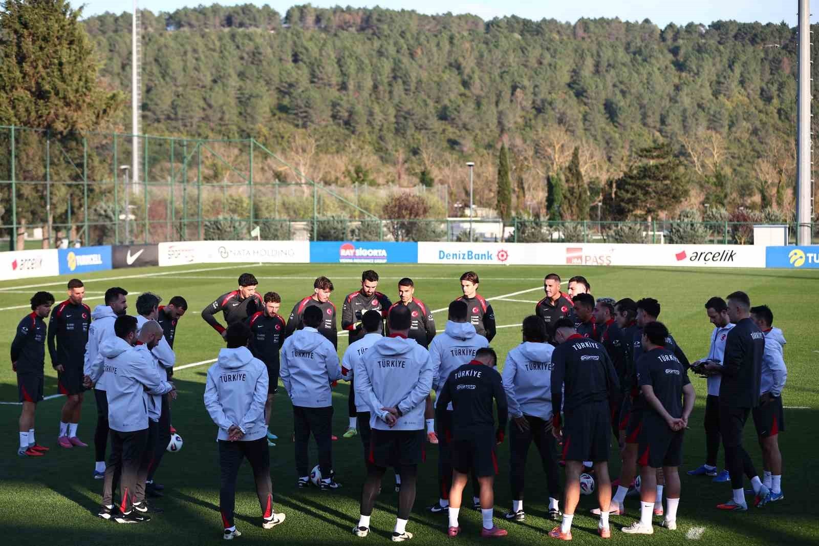 BULGARİSTAN GALİBİYETİNİN ARDINDAN 2026 FIFA DÜNYA KUPASI'NDA PLAY-OFF TURUNU GARANTİLEYEN A MİLLİ...