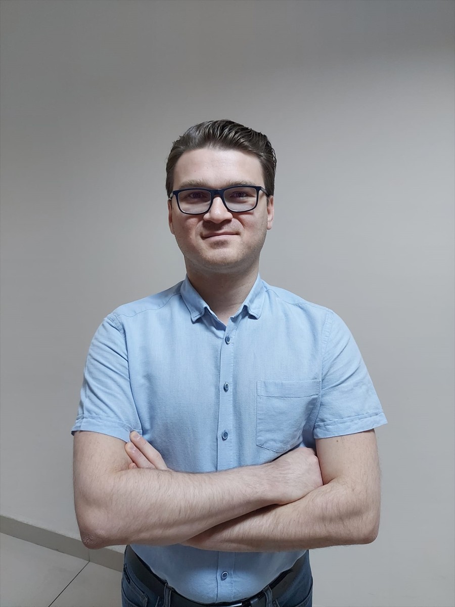 Bursa'da 6 yıl önce merak ederek uyuşturucuya başlayan kişi, başvurduğu Bursa Yüksek İhtisas...