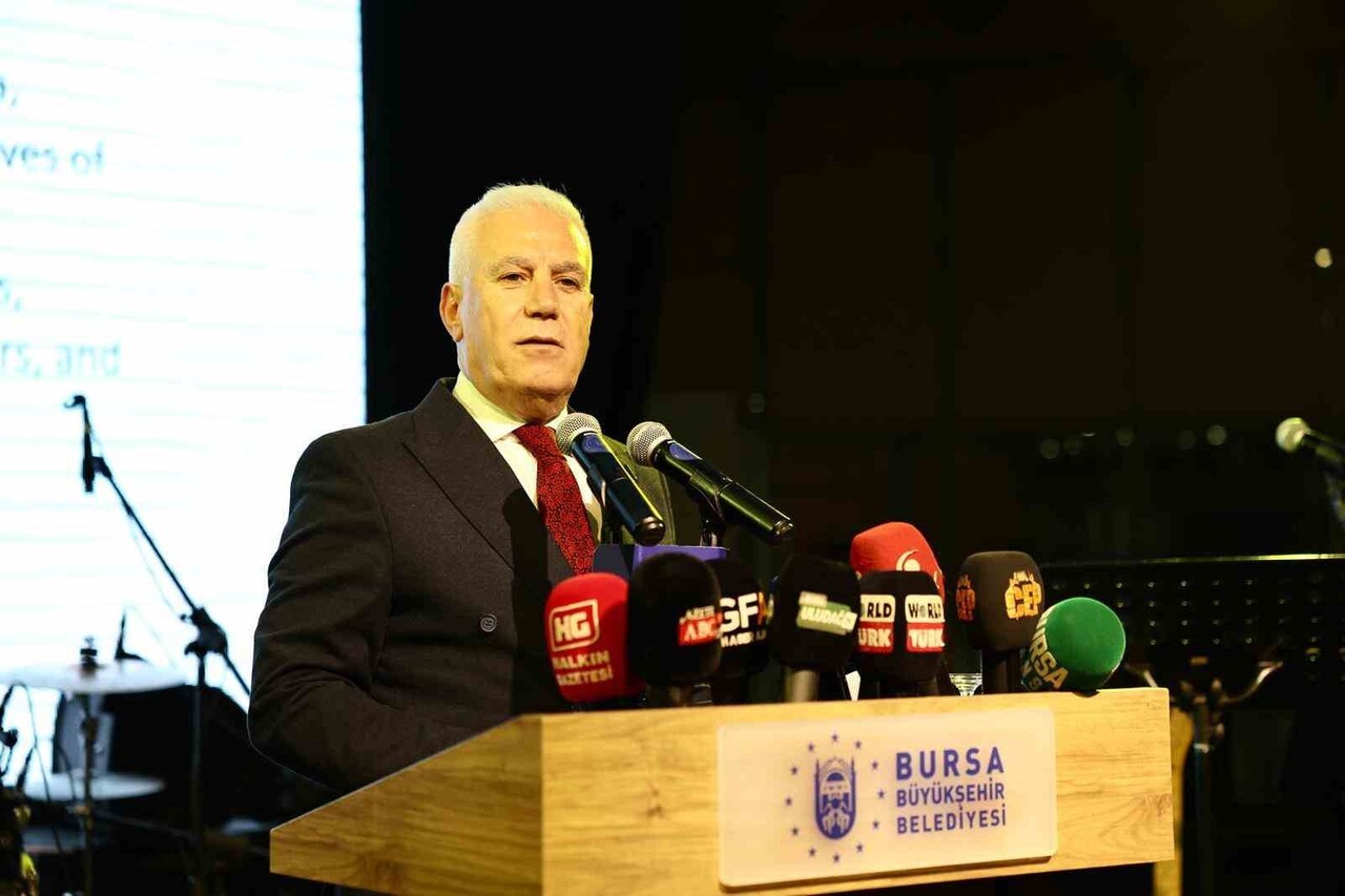 BURSA BÜYÜKŞEHİR BELEDİYESİ TARAFINDAN BU YIL İKİNCİSİ DÜZENLENEN BURSA ULUSLARARASI EDEBİYAT...