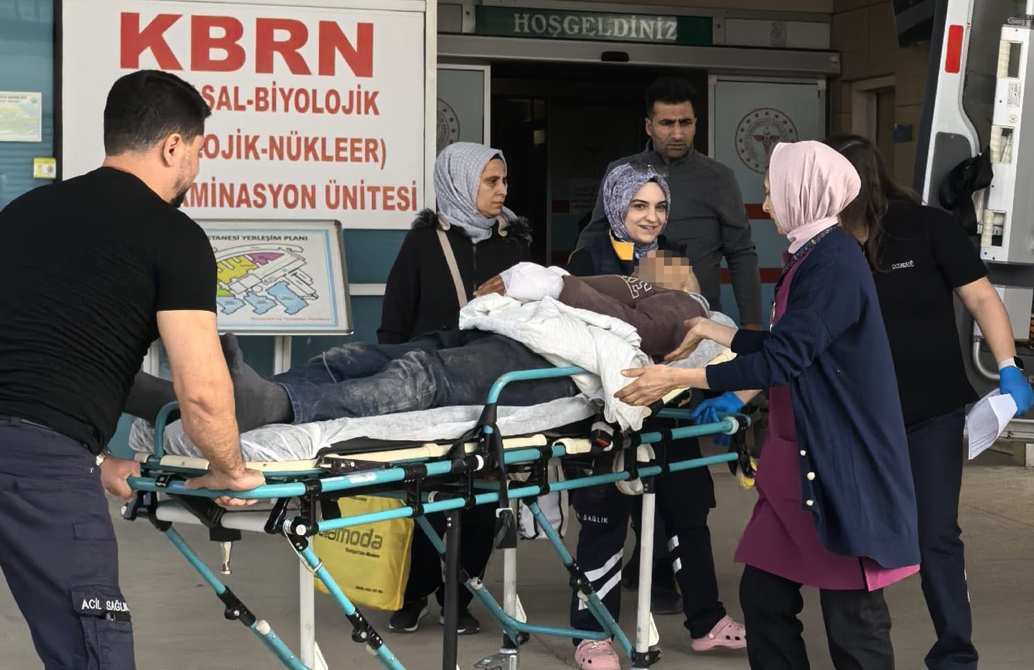 BURSA’DA ELİNİ MAKİNAYA KAPTIRAN İŞÇİ YARALANDI