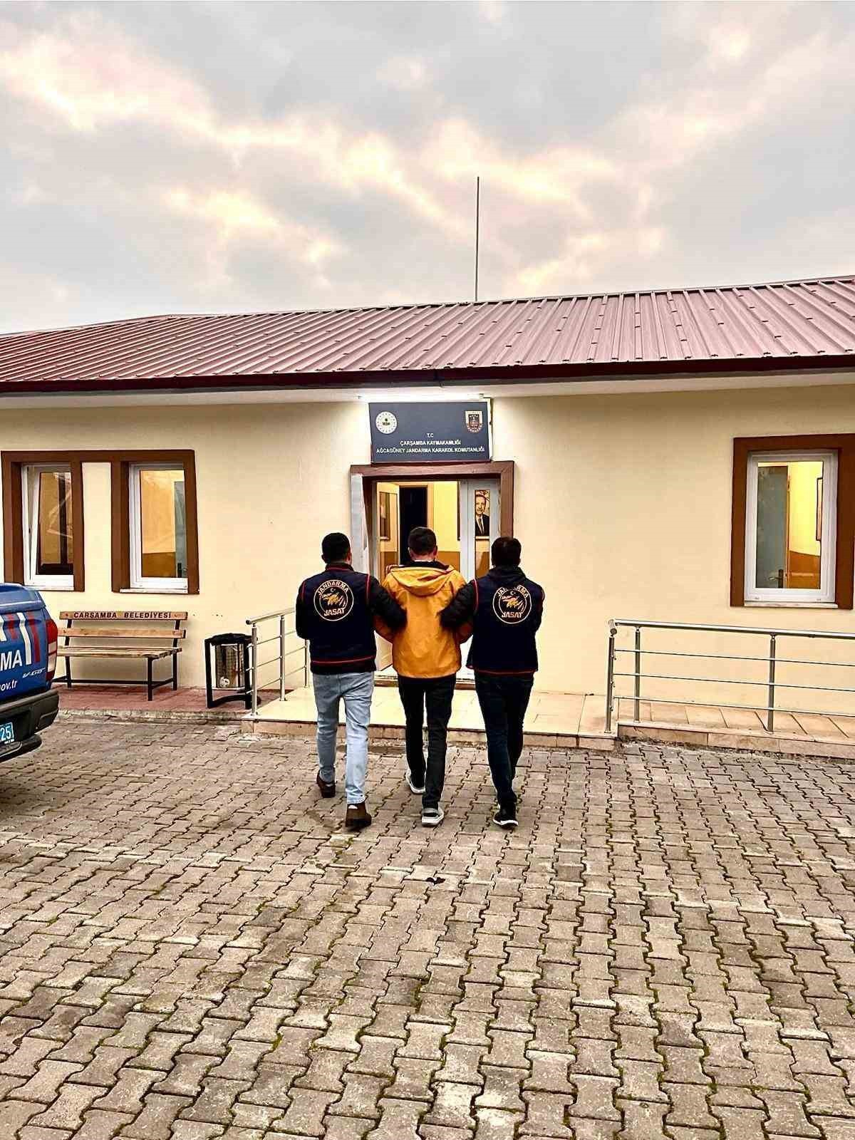 ÇARŞAMBA İLÇESİNDE, HAKKINDA 15 YIL 2 AY KESİNLEŞMİŞ HAPİS CEZASI BULUNAN BİR ŞAHIS JANDARMA...